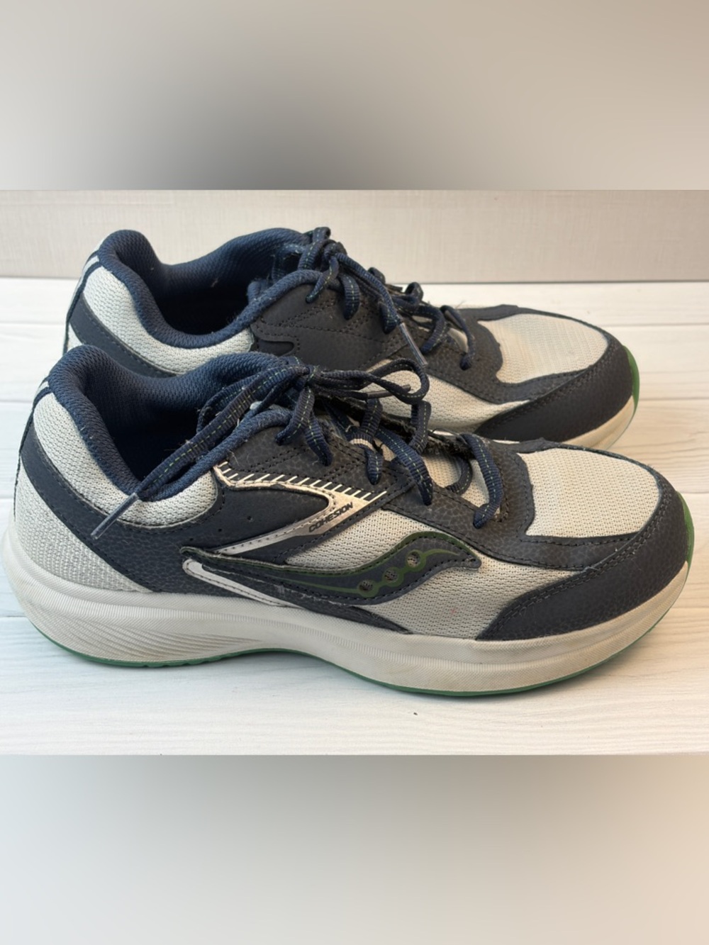 Boys Saucony Cohesion Sneakers 6.5 wide